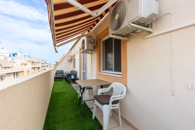 3 bedroom Penthouse for sale in Torrevieja with pool - € 189,000 (Ref: 10148927)