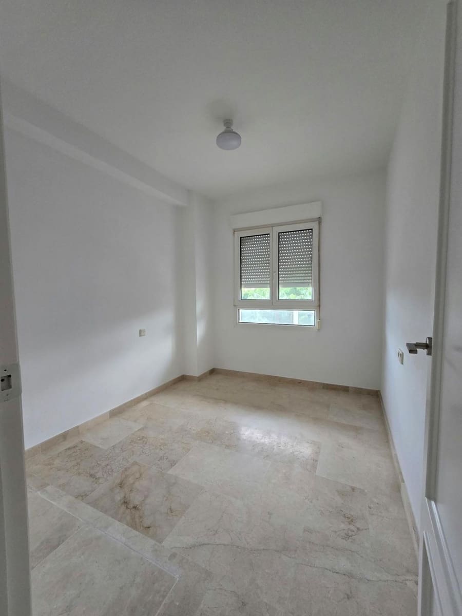 2 slaapkamer Appartement te koop in Orihuela Costa met zwembad - € 195.000 (Ref: 10148928)