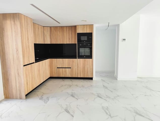 3 slaapkamer Appartement te koop in Punta Prima, Orihuela met zwembad garage - € 550.000 (Ref: 10148929)