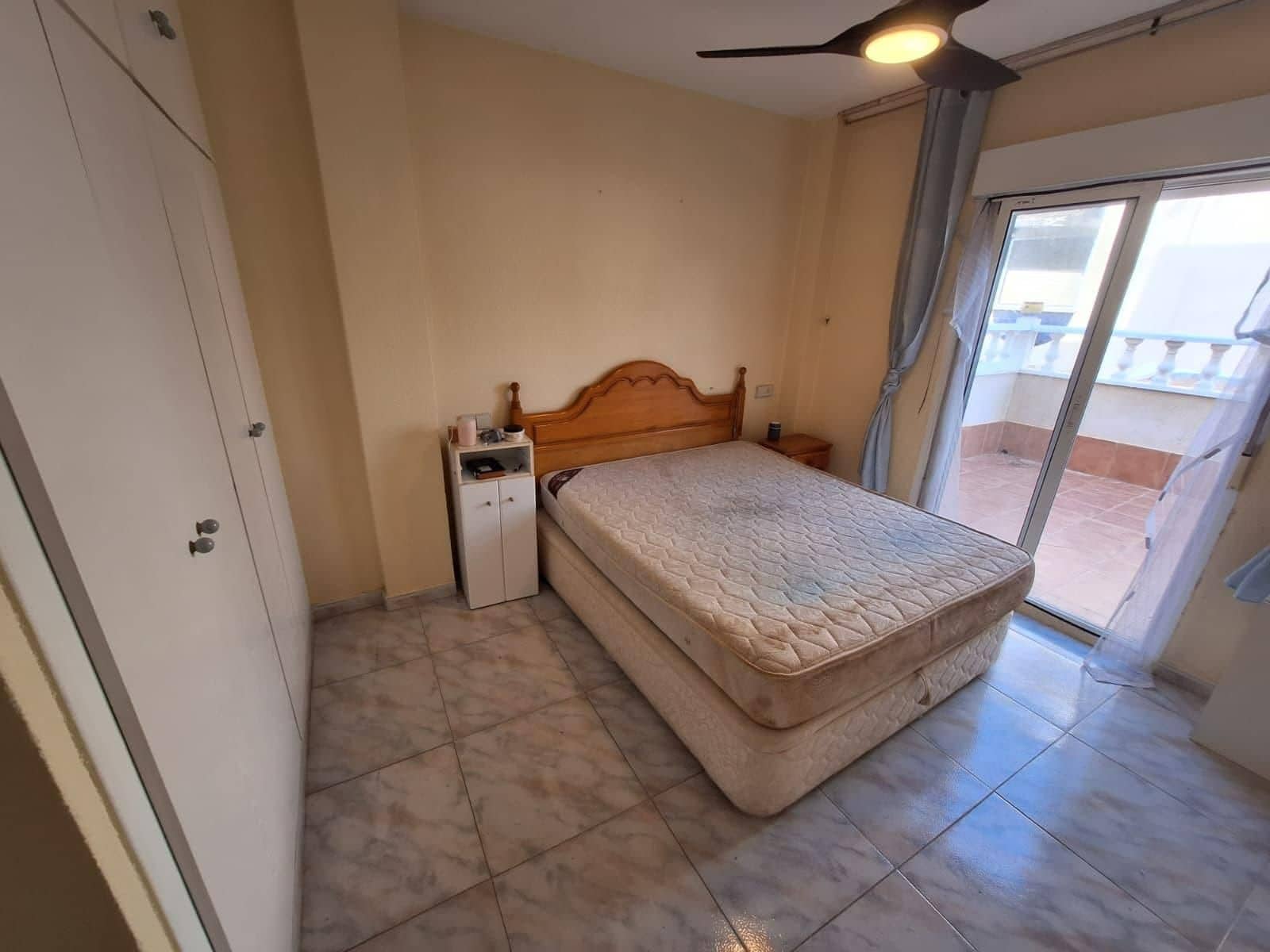 5 soveværelse Villa til salg i Torrevieja med swimmingpool - € 209.900 (Ref: 10148930)