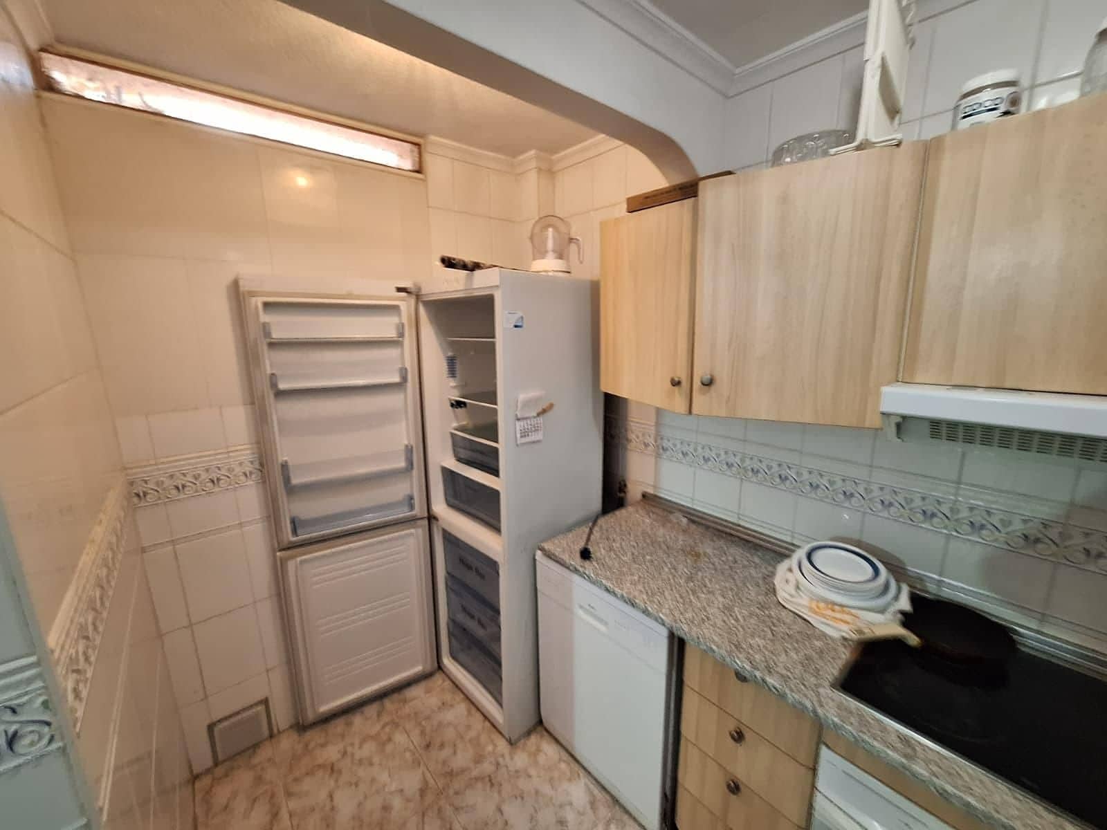 5 soveværelse Villa til salg i Torrevieja med swimmingpool - € 209.900 (Ref: 10148930)