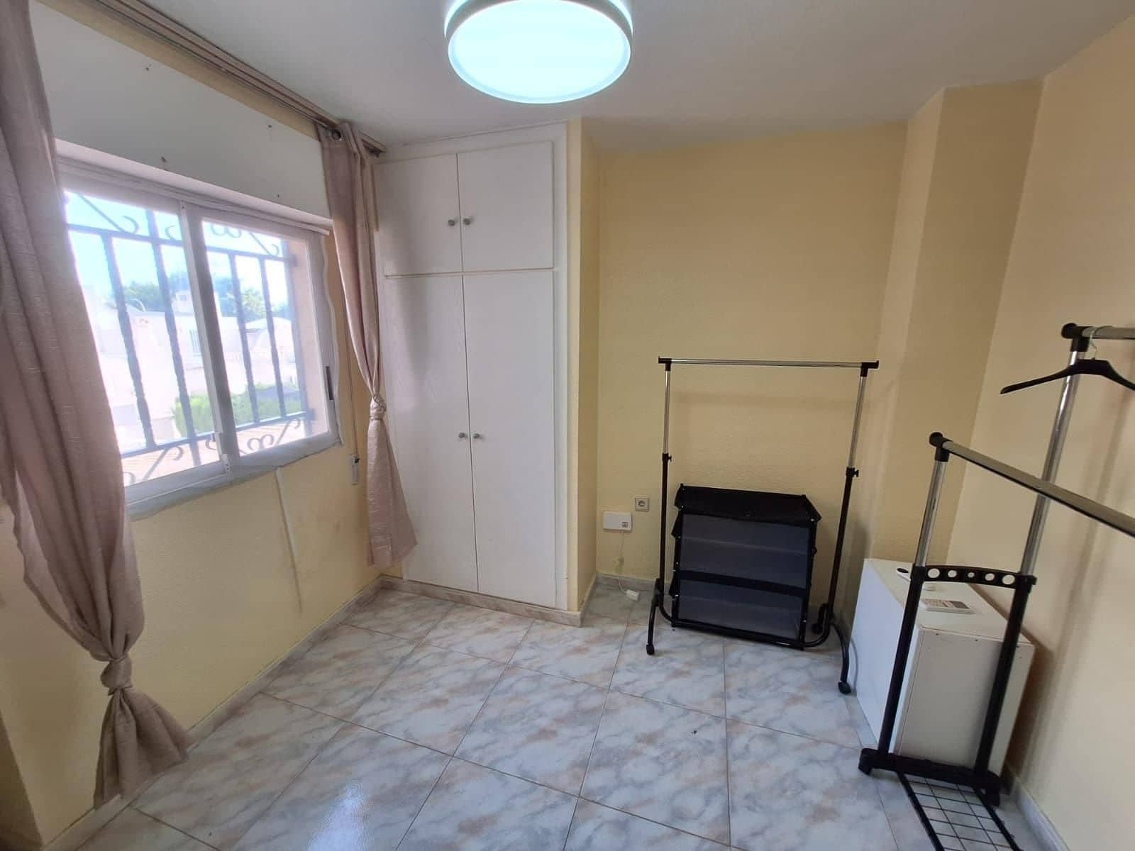 5 soveværelse Villa til salg i Torrevieja med swimmingpool - € 209.900 (Ref: 10148930)