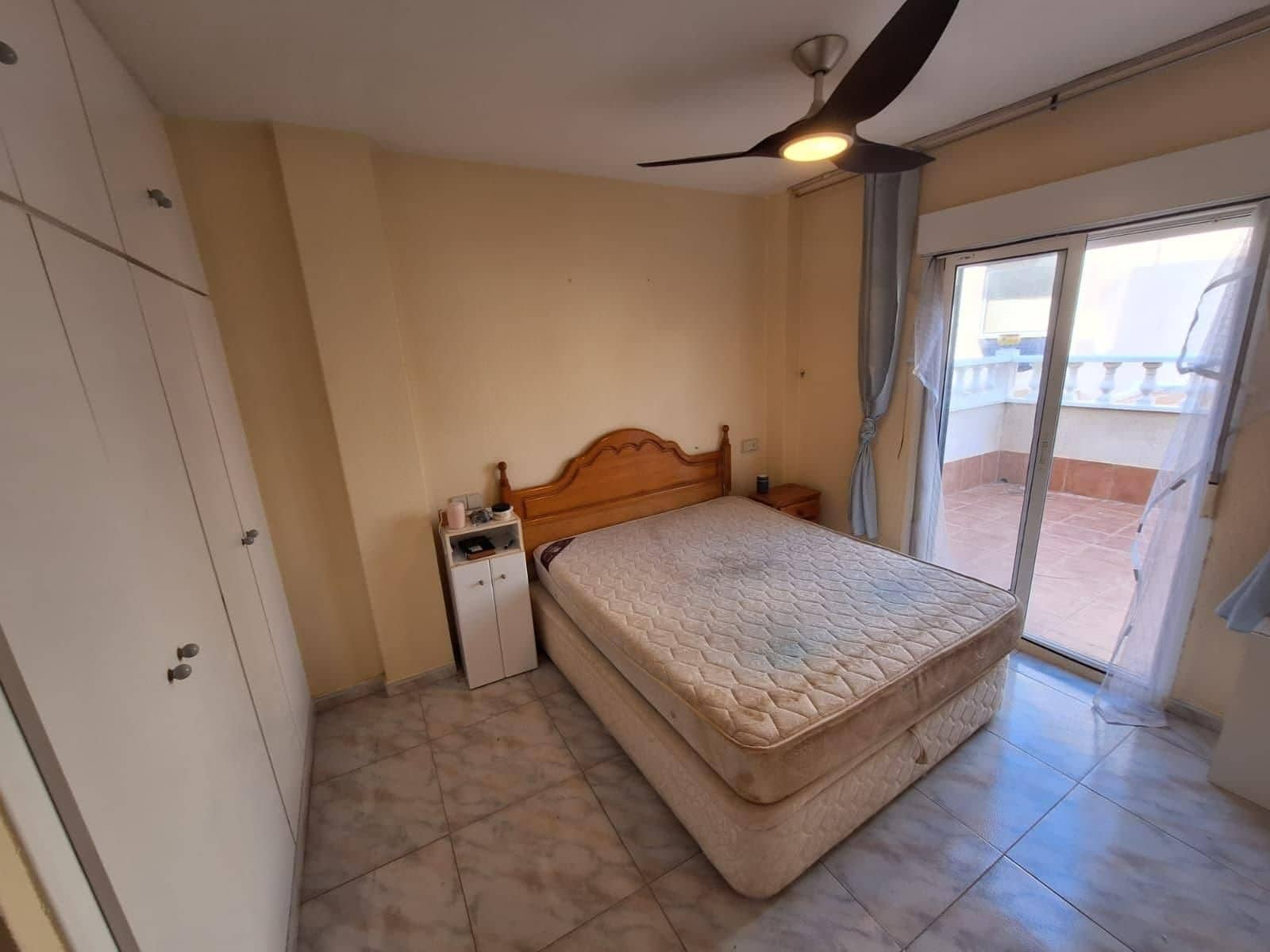5 soveværelse Villa til salg i Torrevieja med swimmingpool - € 209.900 (Ref: 10148930)