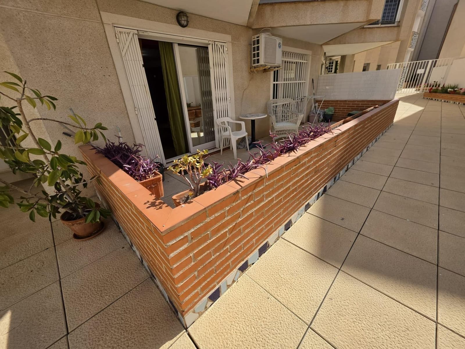 1 slaapkamer Appartement te koop in Torrevieja met zwembad - € 110.000 (Ref: 10148934)