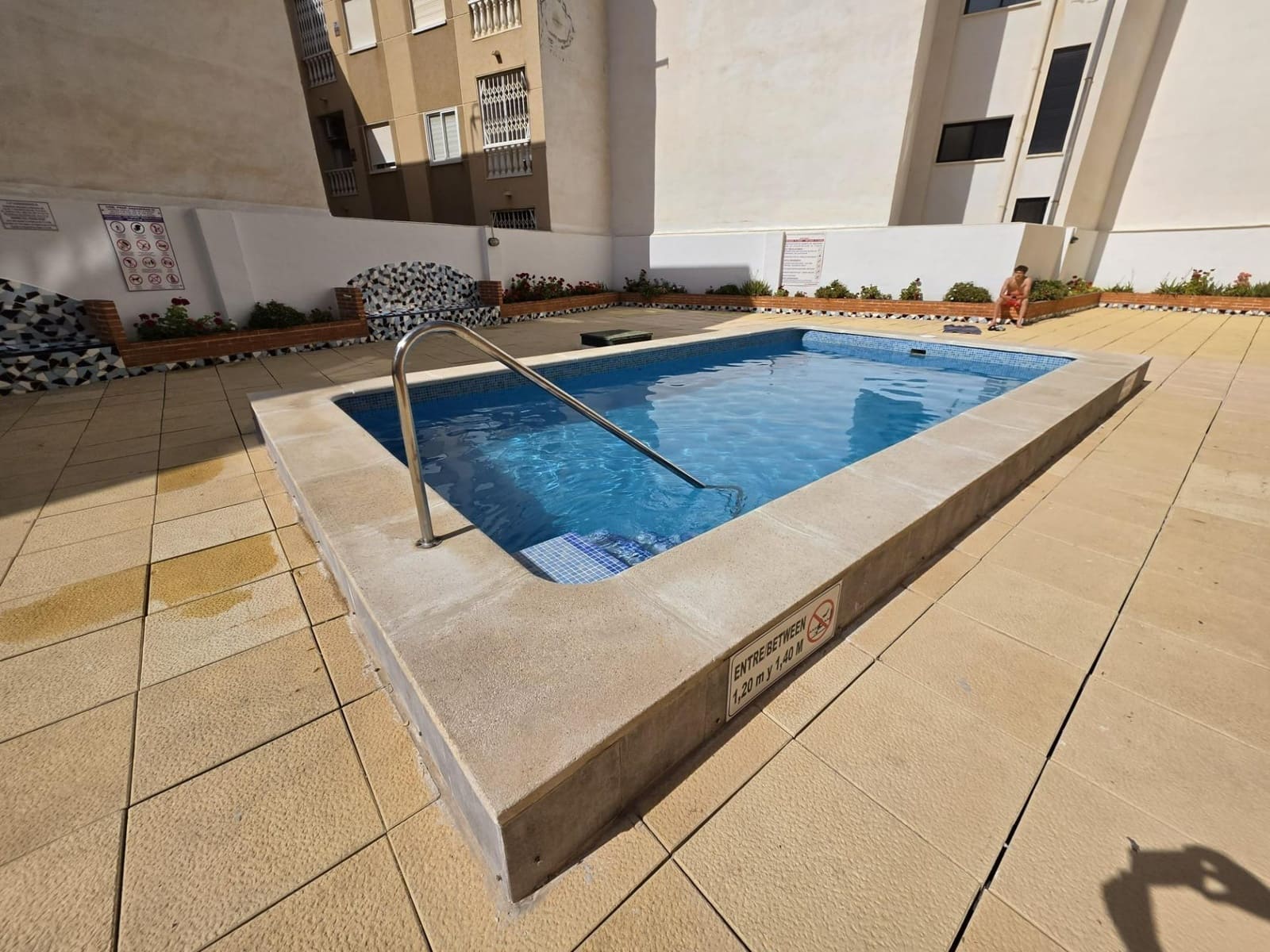 1 slaapkamer Appartement te koop in Torrevieja met zwembad - € 110.000 (Ref: 10148934)