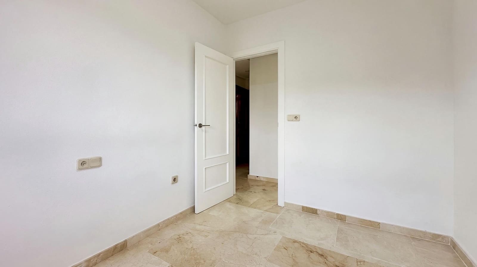2 bedroom Apartment for sale in Orihuela Costa with pool - € 190,000 (Ref: 10150395)