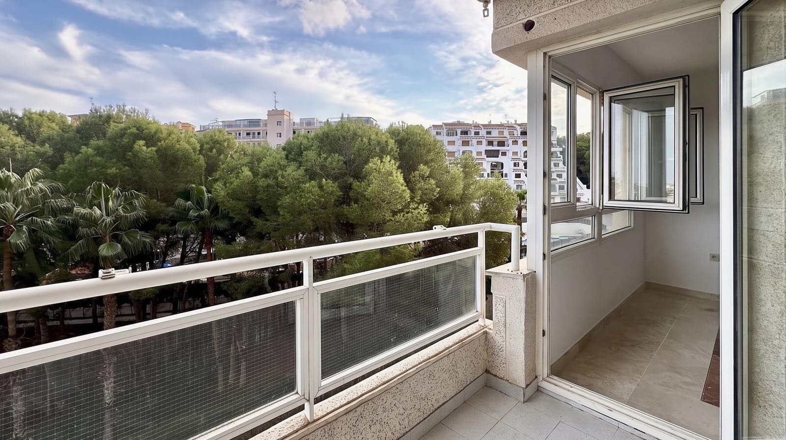2 bedroom Apartment for sale in Orihuela Costa with pool - € 190,000 (Ref: 10150395)