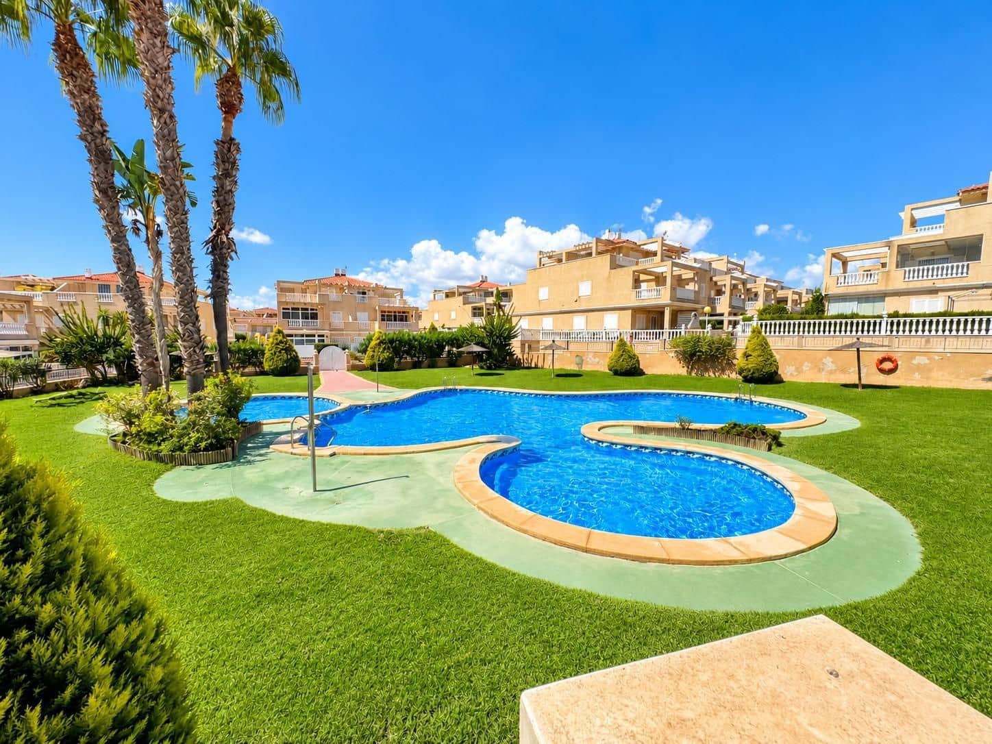 2 sovrum Lägenhet till salu i Orihuela Costa med pool - 219 900 € (Ref: 10150401)
