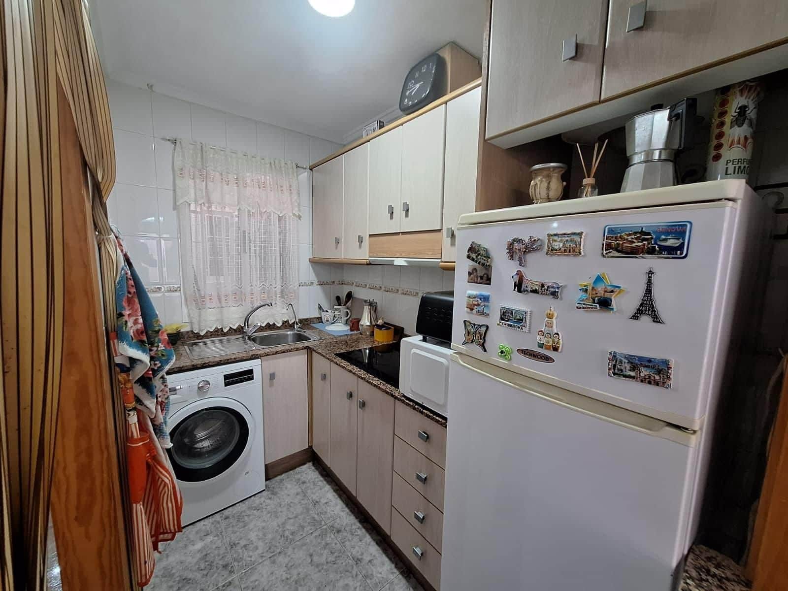 2 soveværelse Lejlighed til salg i Torrevieja - € 199.900 (Ref: 10150403)