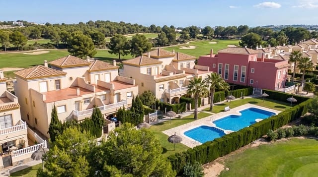 4 soveværelse Rækkehus til salg i Las Ramblas Golf, Orihuela med swimmingpool - € 255.000 (Ref: 10151468)
