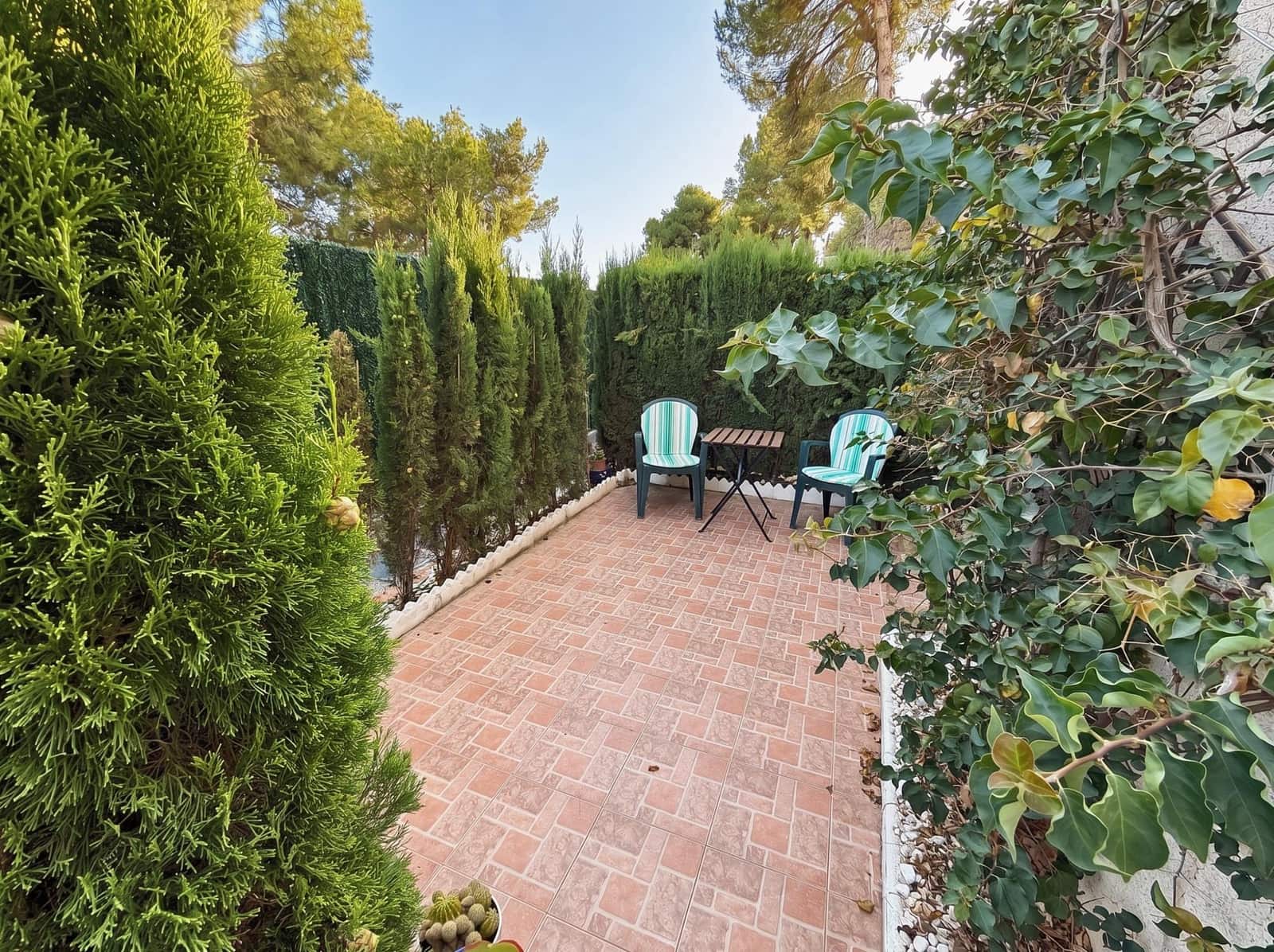 4 soveværelse Rækkehus til salg i Las Ramblas Golf med swimmingpool - € 255.000 (Ref: 10151468)