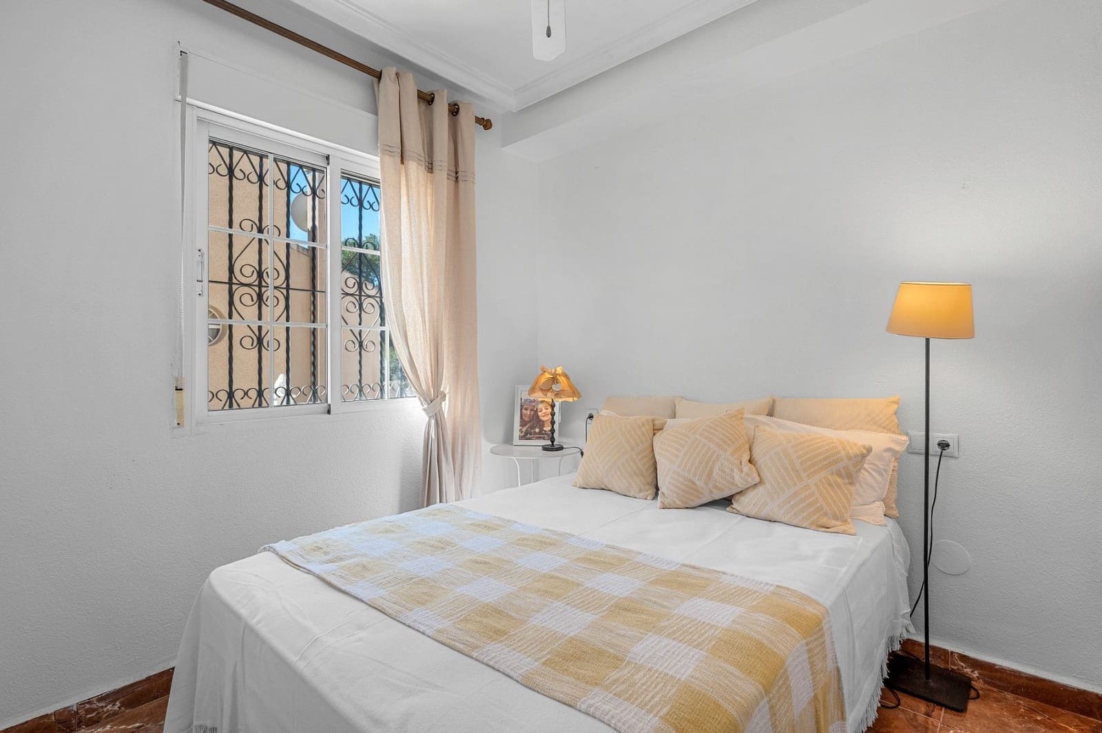 3 Zimmer Villa zu verkaufen in Filipinas mit Pool Garage - 265.000 € (Ref: 10157826)