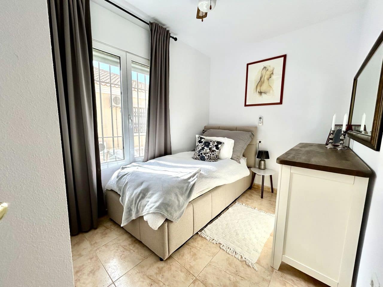 3 soverom Hus til salgs i Orihuela Costa med svømmebasseng garasje - € 345 000 (Ref: 10157832)