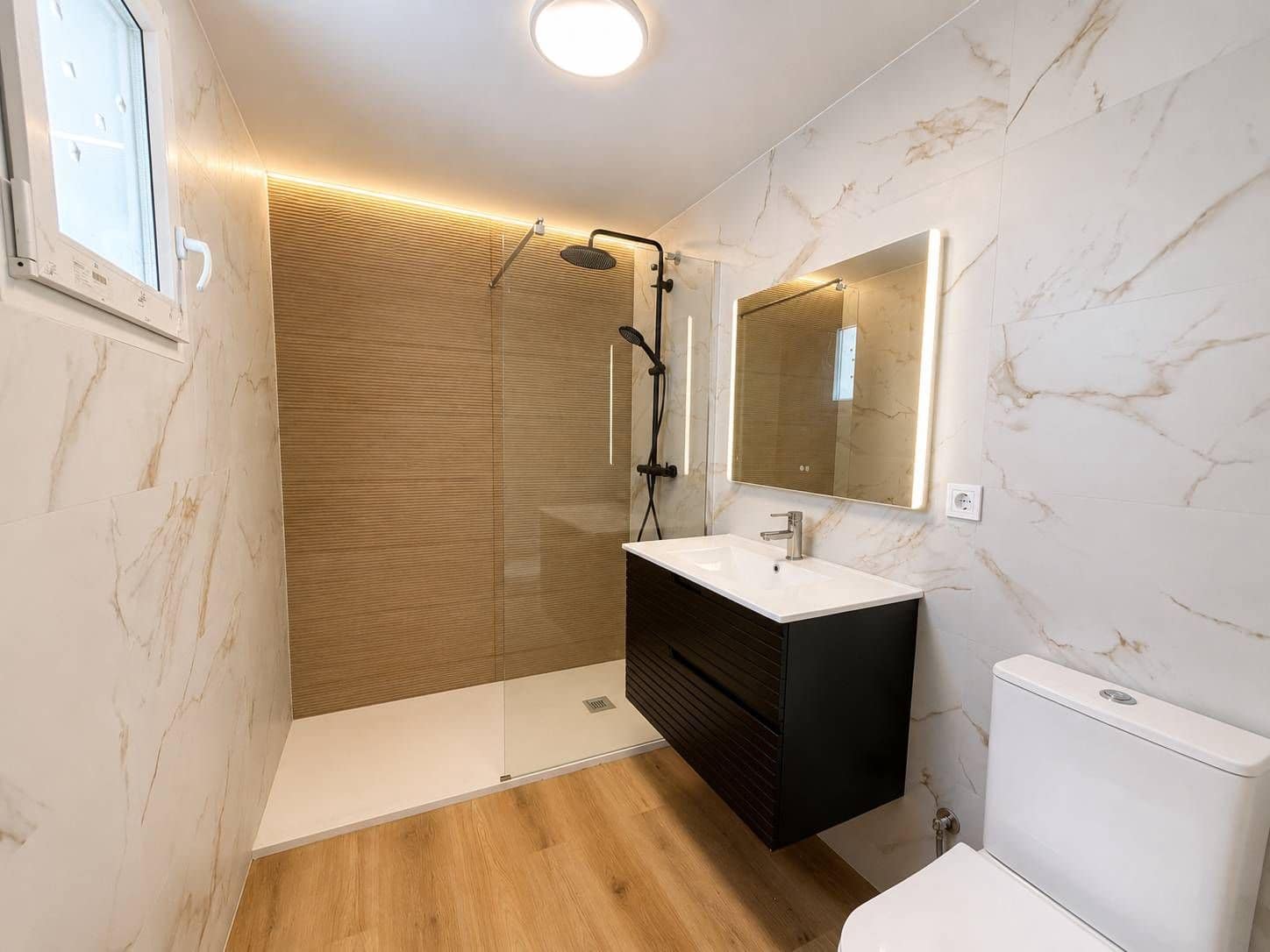 3 Zimmer Reihenhaus zu verkaufen in Torrevieja mit Pool - 239.000 € (Ref: 10159861)
