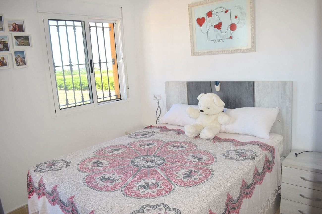 3 bedroom Villa for sale in Guardamar del Segura with pool - € 345,000 (Ref: 10159863)