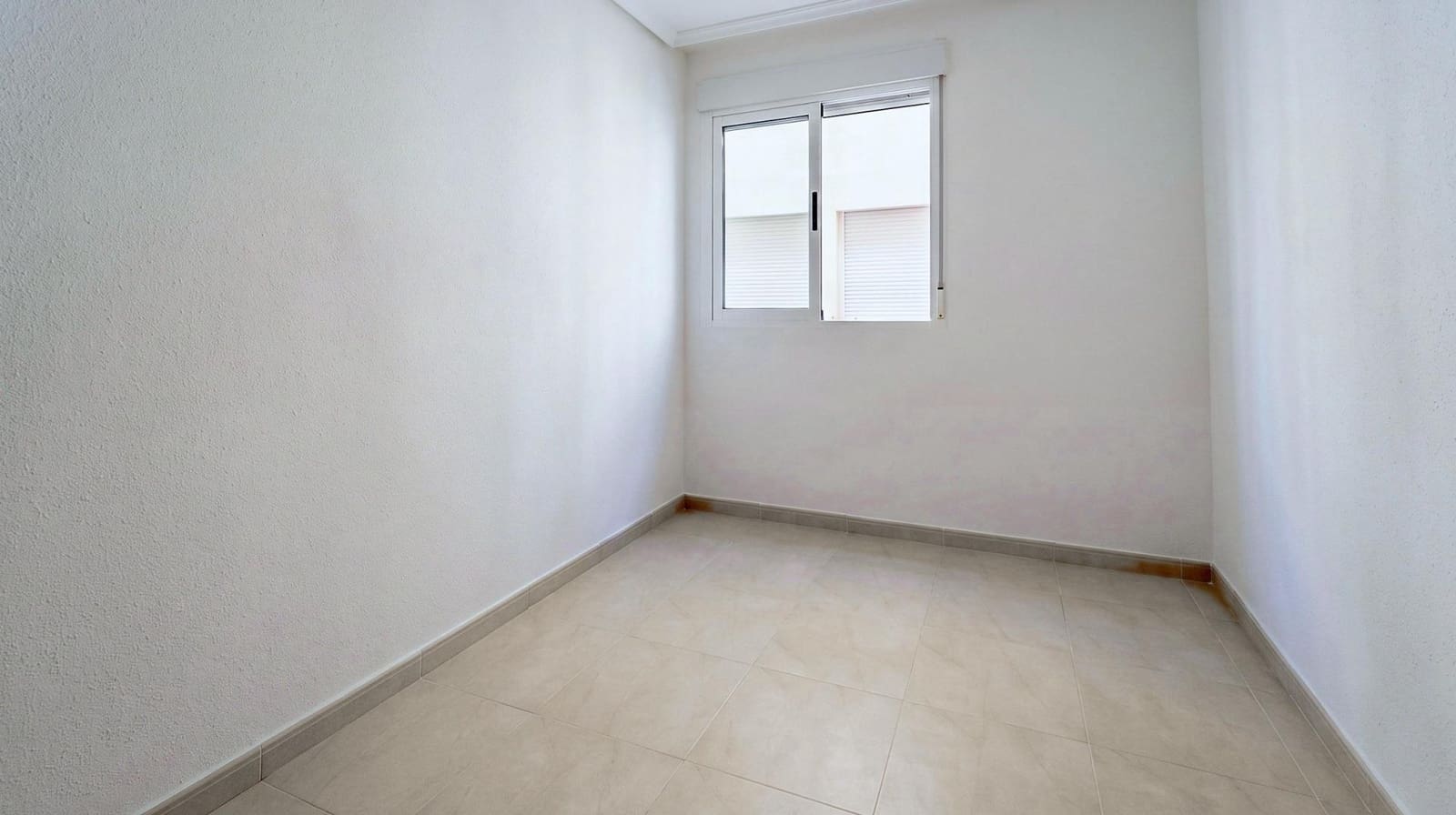 3 sypialnia Apartament na sprzedaż w Torrevieja - 167 000 € (Ref: 10159867)