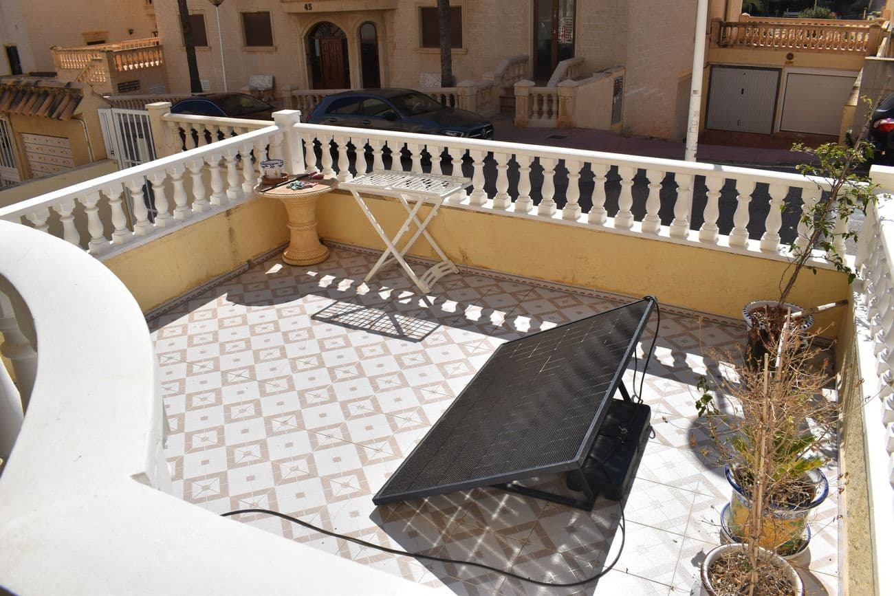 3 bedroom Townhouse for sale in Guardamar del Segura with pool garage - € 246,000 (Ref: 10159873)