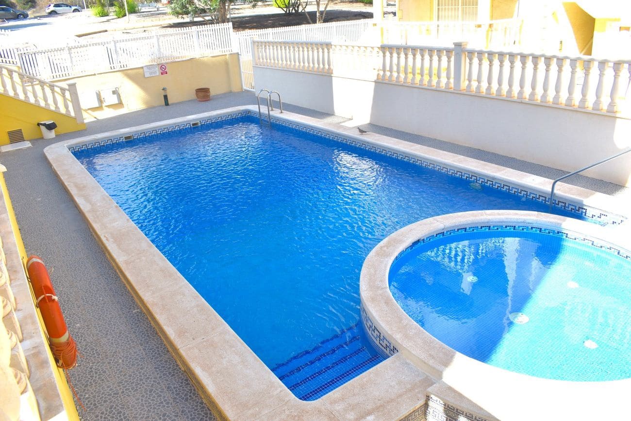 3 bedroom Townhouse for sale in Guardamar del Segura with pool garage - € 246,000 (Ref: 10159873)
