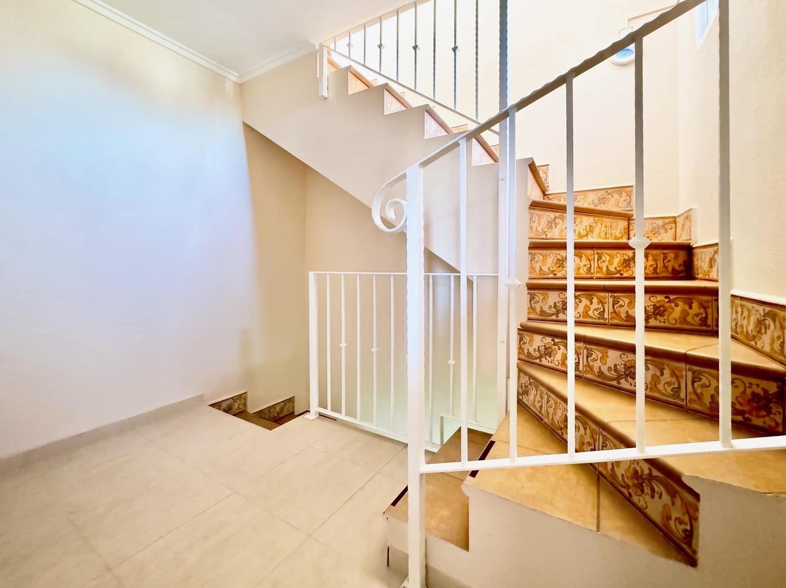 3 Zimmer Reihenhaus zu verkaufen in Torrevieja mit Garage - 199.000 € (Ref: 10159875)