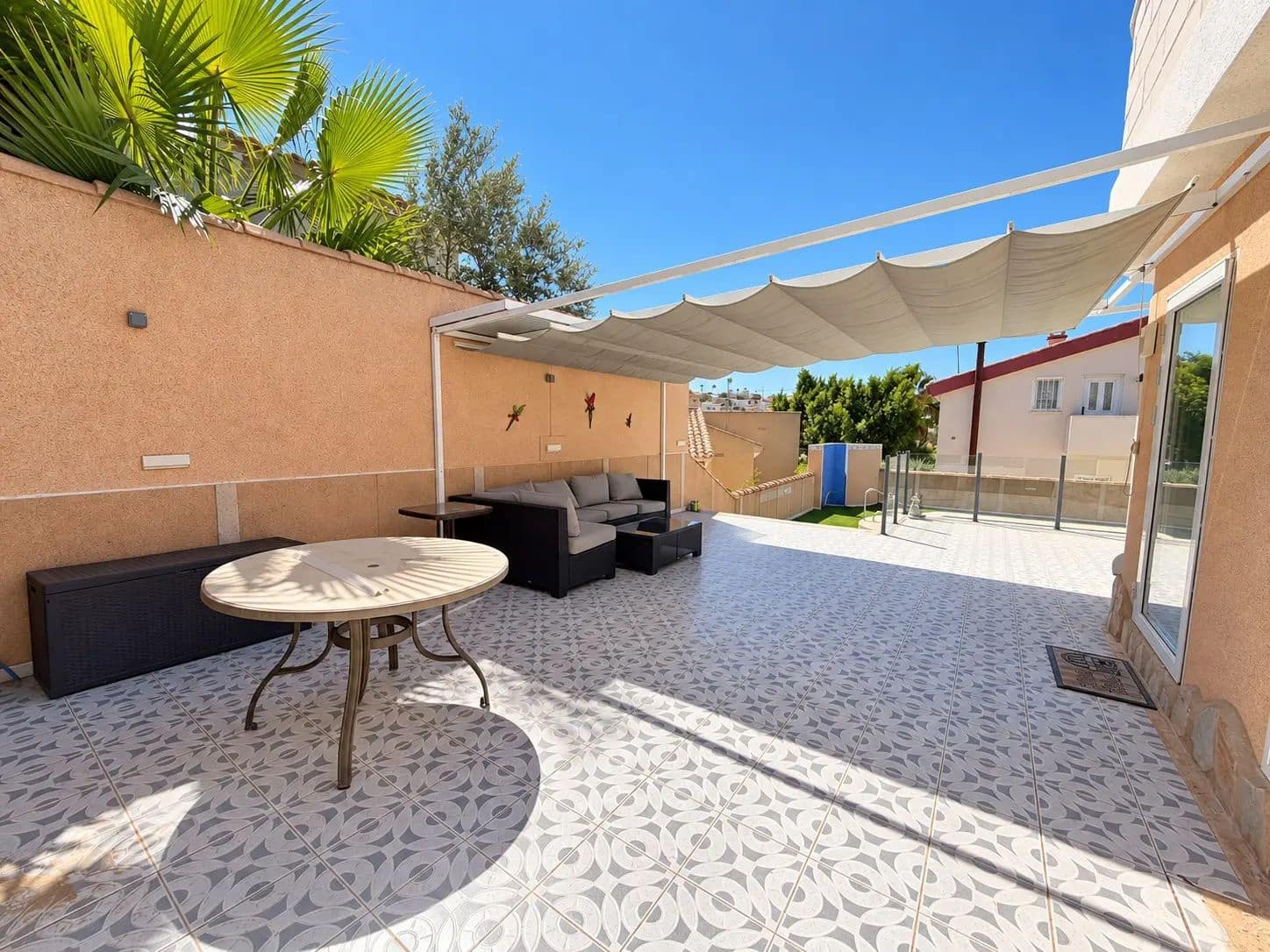 6 bedroom Villa for sale in Benijofar with pool garage - € 779,000 (Ref: 10161683)