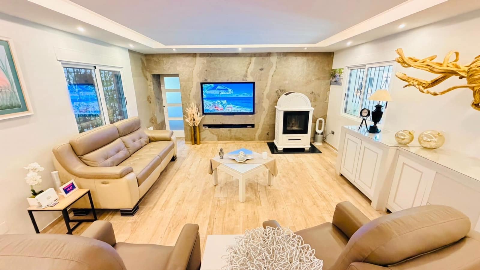 5 sypialnia Willa na sprzedaż w Daya Vieja z basenem garażem - 749 000 € (Ref: 10162348)