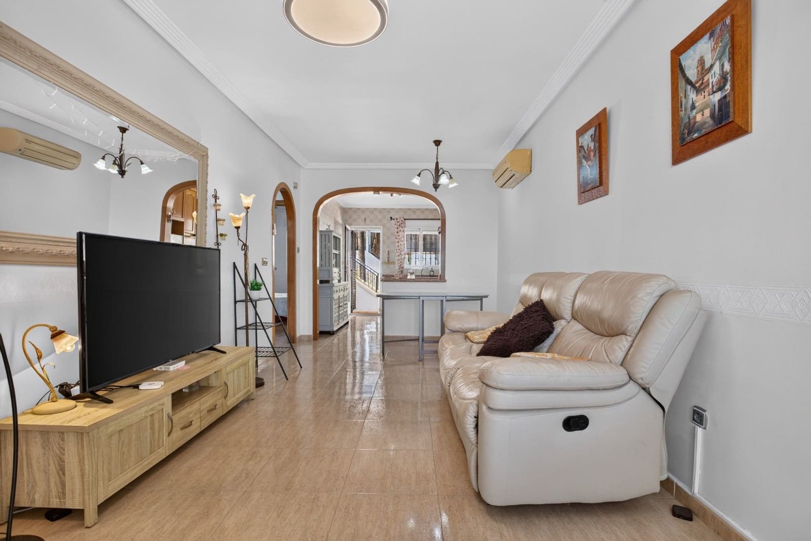 2 sypialnia Willa na sprzedaż w Los Dolses z basenem garażem - 215 000 € (Ref: 10162352)