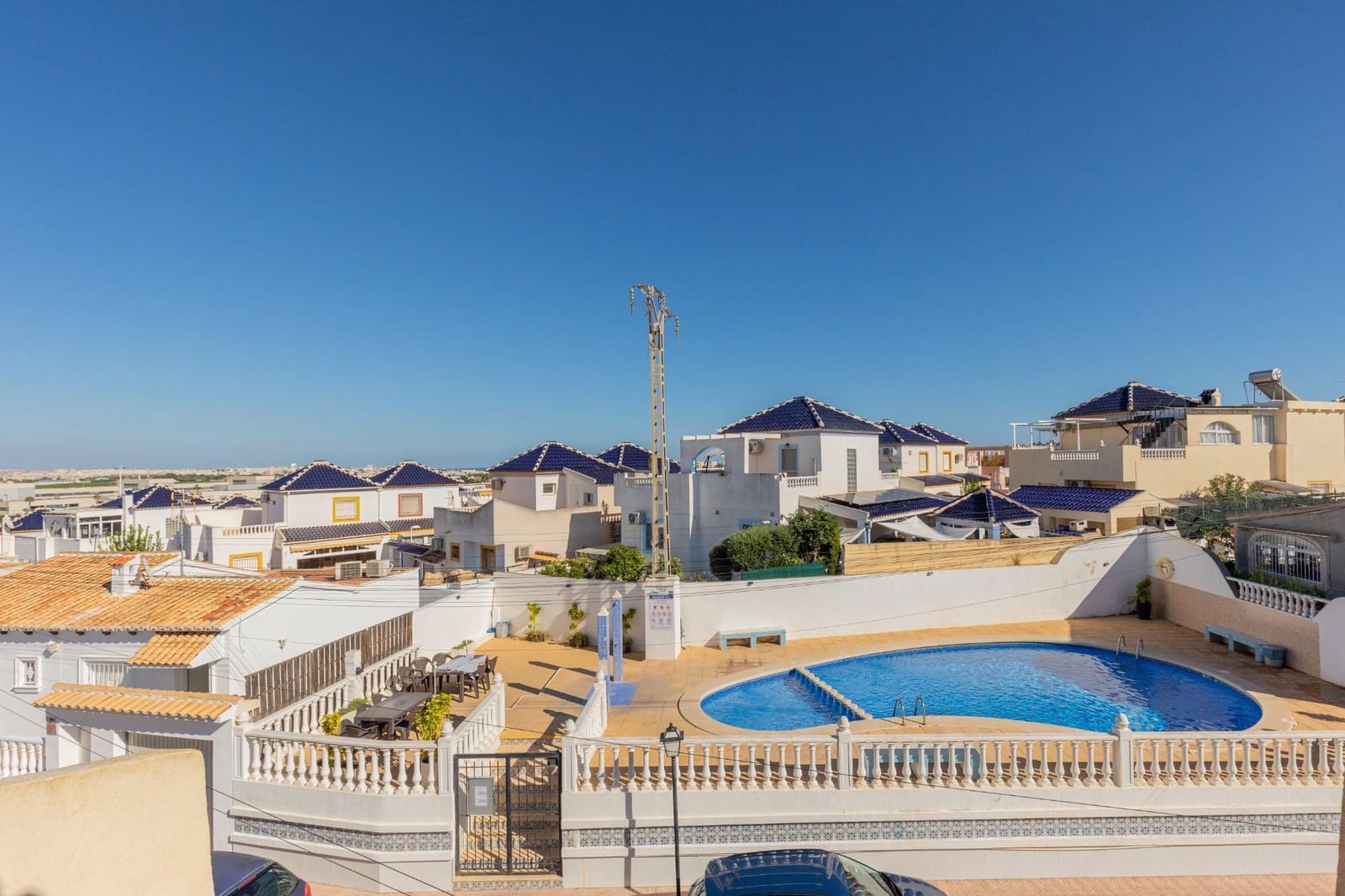 2 bedroom Apartment for sale in La Siesta with pool - € 195,000 (Ref: 10162361)
