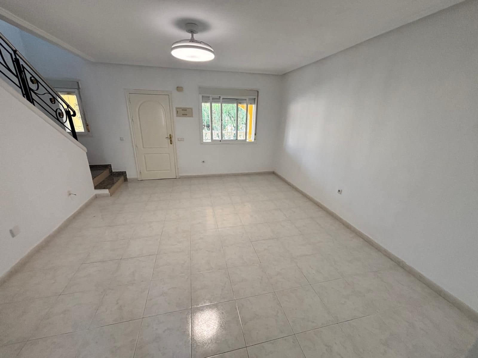 3 soveværelse Byhus til salg i Benijofar med swimmingpool - € 225.000 (Ref: 10163159)