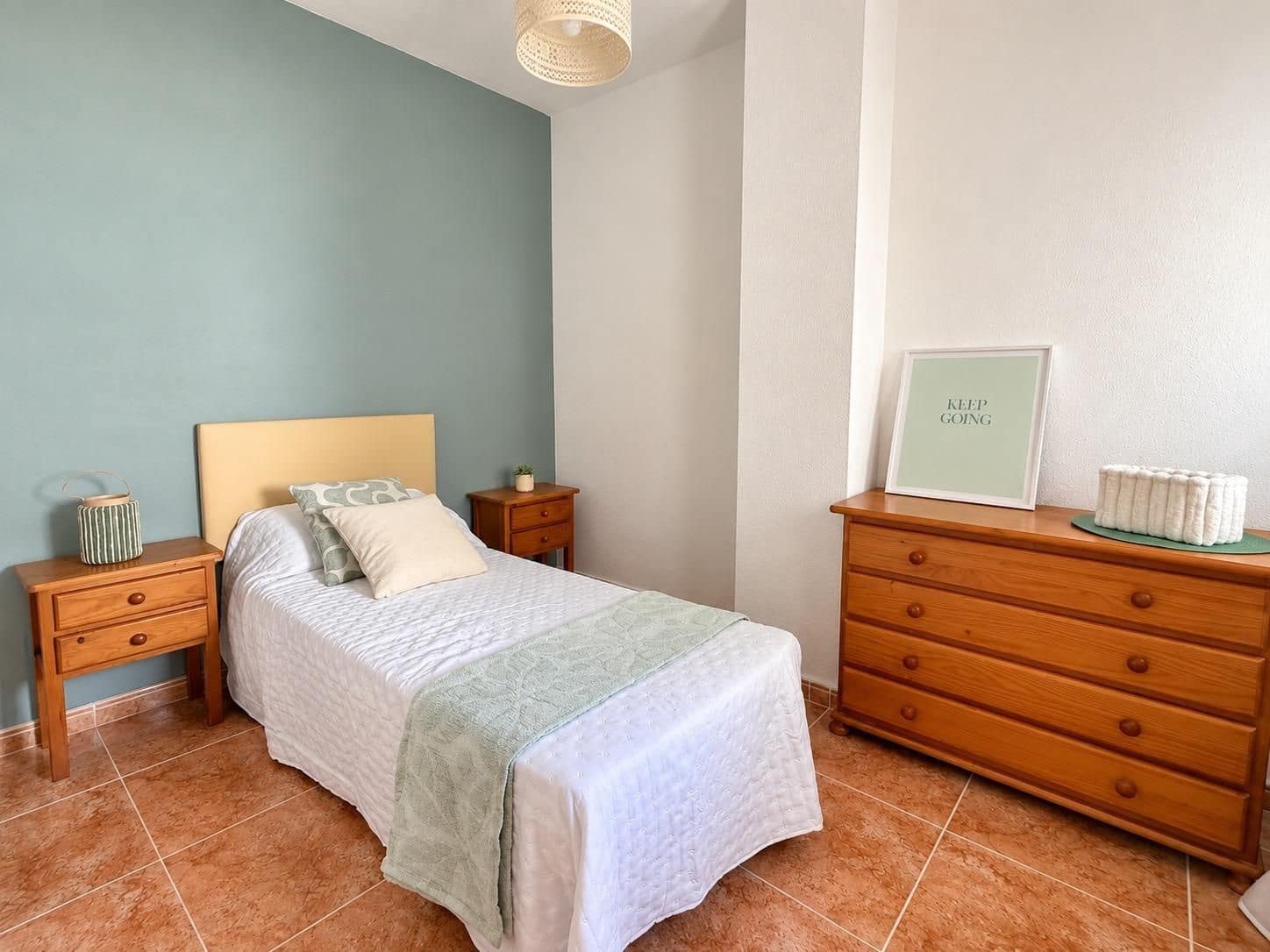 Ático de 2 habitaciones en Torrevieja en venta con piscina - 139.900 € (Ref: 10165191)