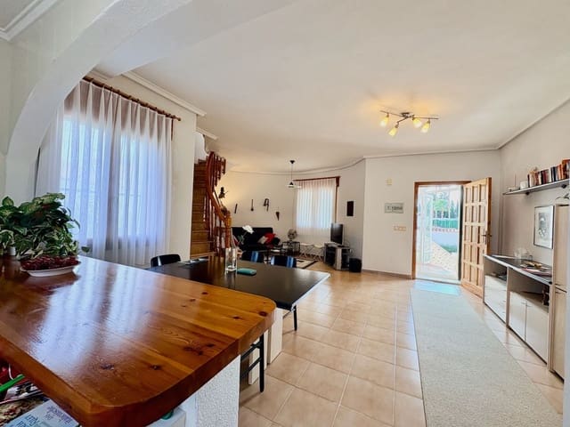 3 Zimmer Villa zu verkaufen in Formentera del Segura mit Garage - 320.000 € (Ref: 10166821)