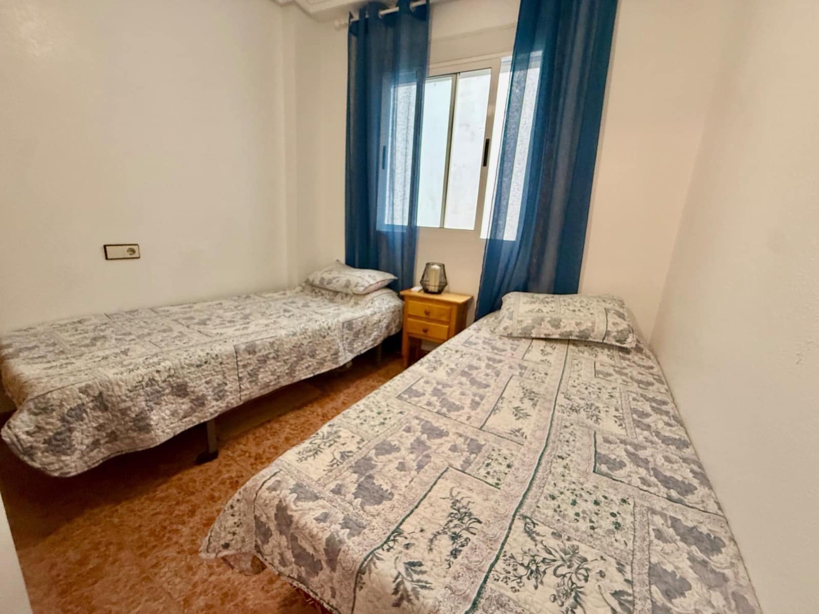 2 sypialnia Apartament na sprzedaż w Torrevieja z basenem - 146 900 € (Ref: 10168660)
