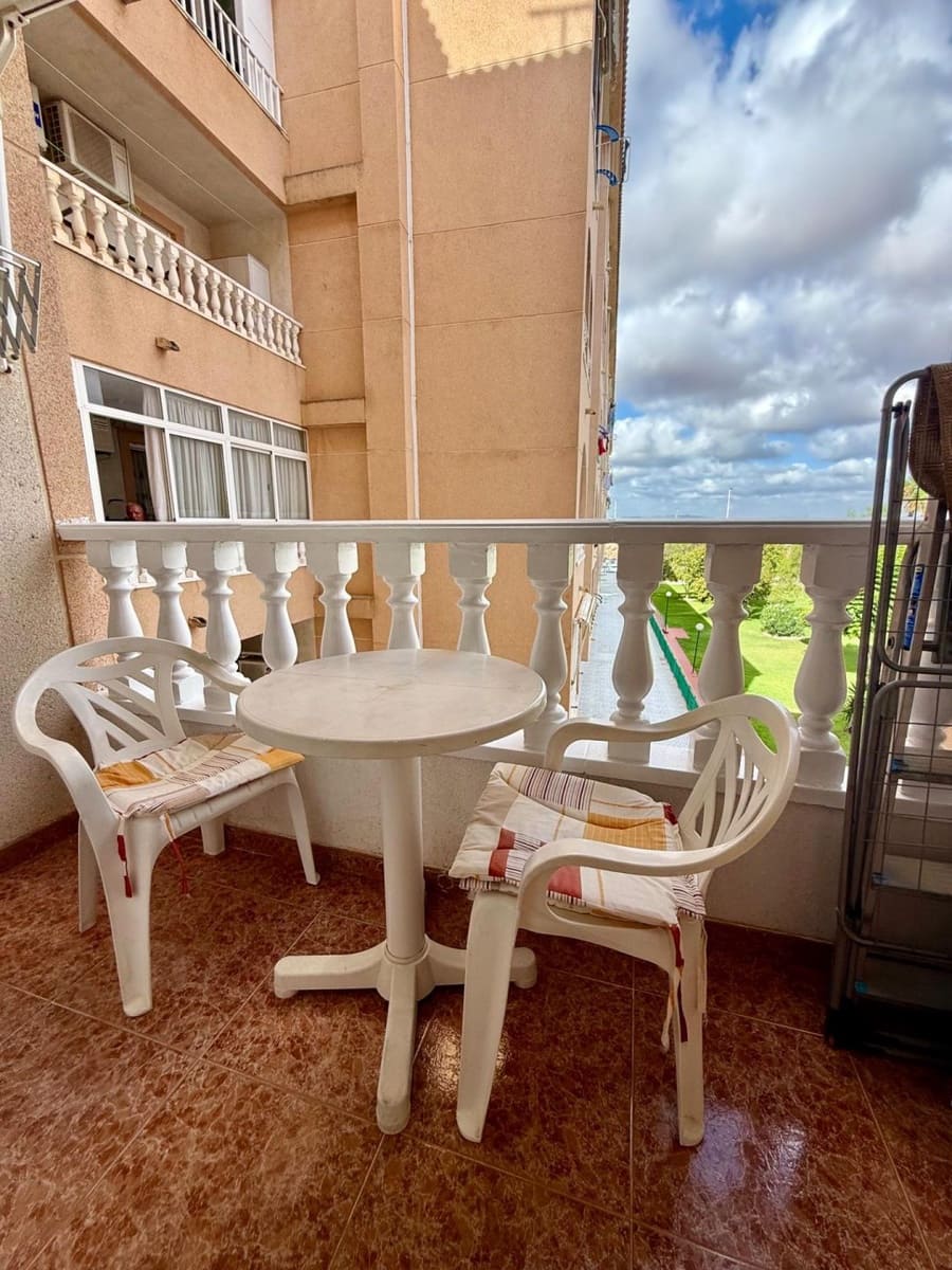 2 sypialnia Apartament na sprzedaż w Torrevieja z basenem - 146 900 € (Ref: 10168660)