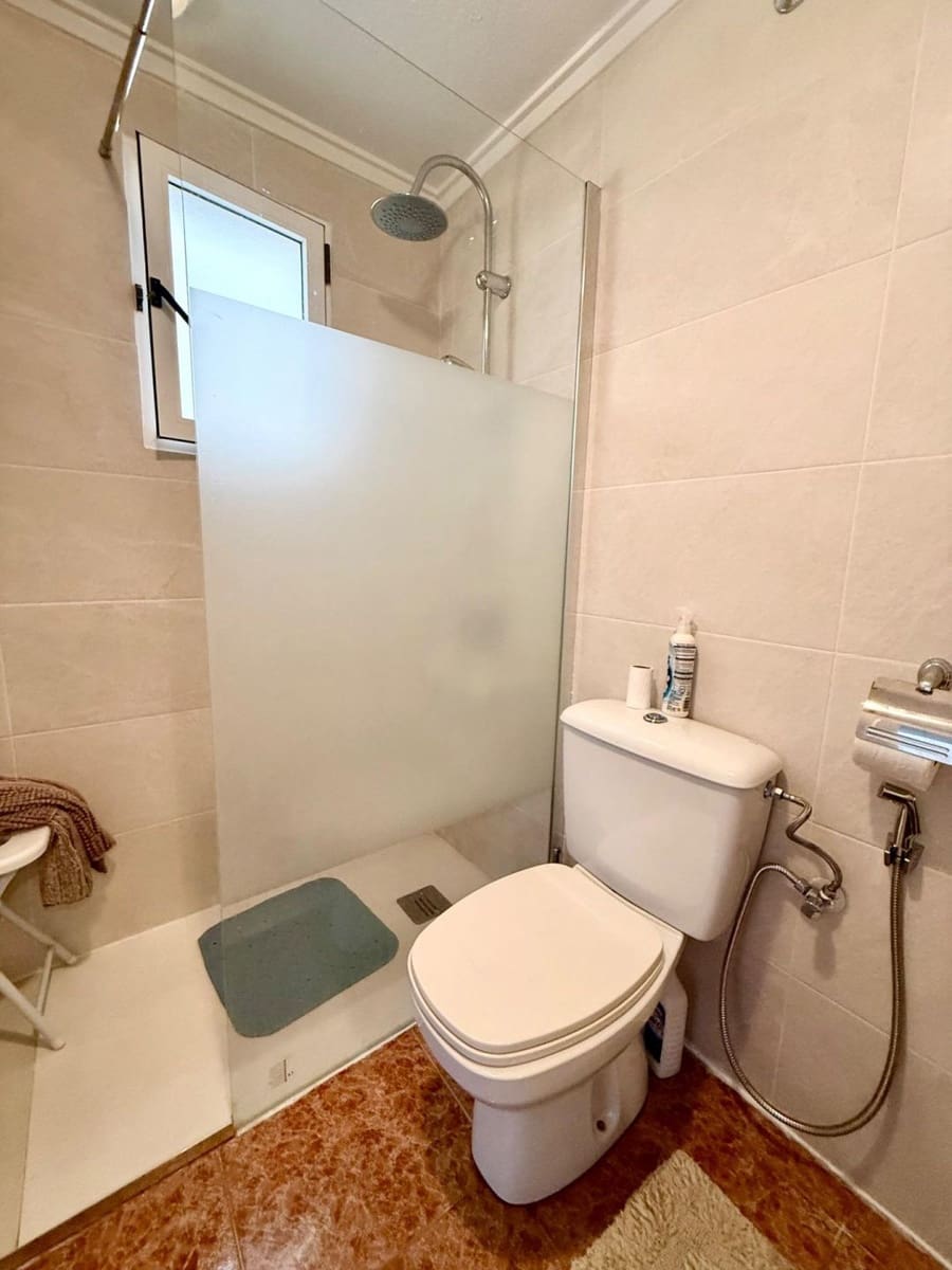 2 sypialnia Apartament na sprzedaż w Torrevieja z basenem - 146 900 € (Ref: 10168660)