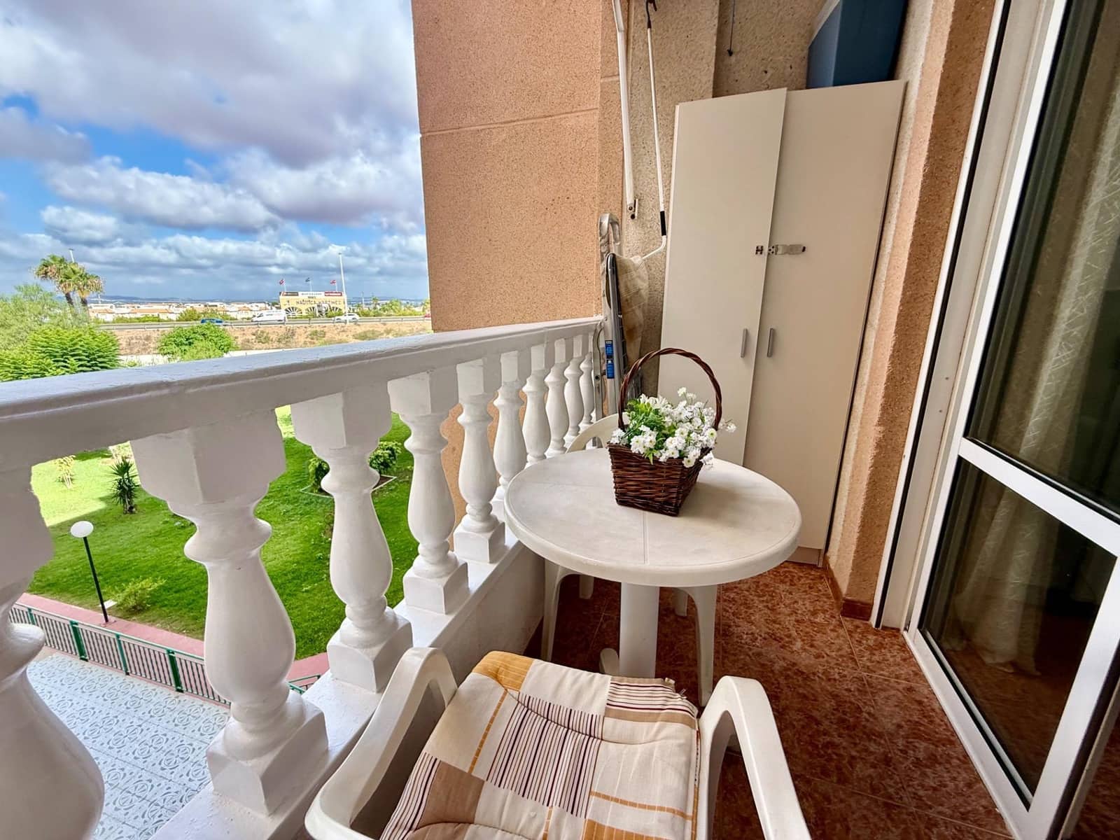 2 sypialnia Apartament na sprzedaż w Torrevieja z basenem - 146 900 € (Ref: 10168660)