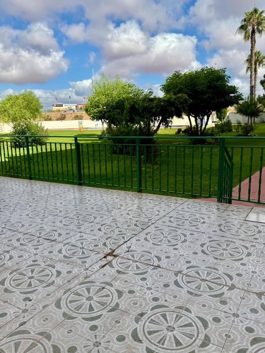 2 sypialnia Apartament na sprzedaż w Torrevieja z basenem - 146 900 € (Ref: 10168660)