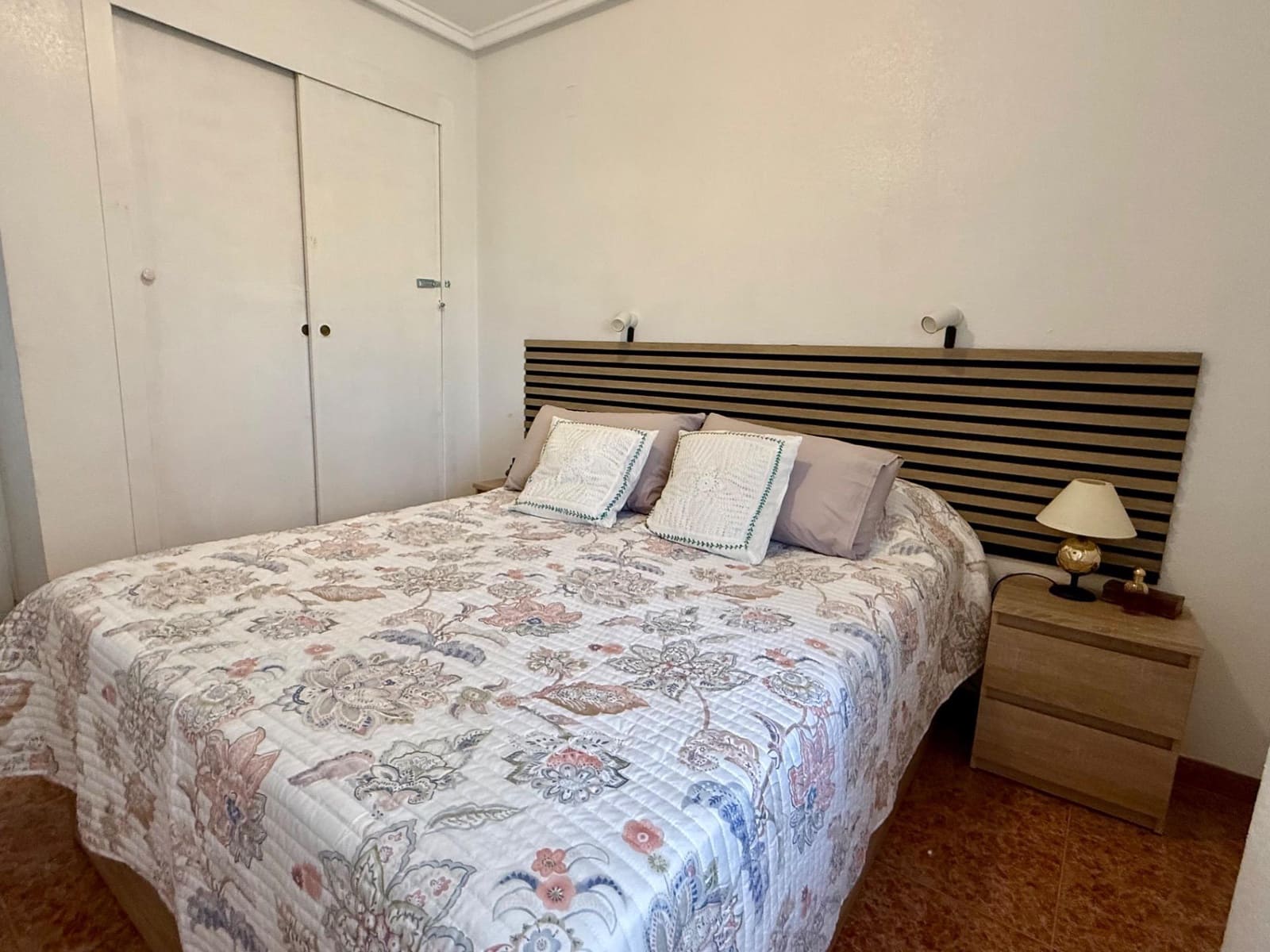2 sypialnia Apartament na sprzedaż w Torrevieja z basenem - 146 900 € (Ref: 10168660)