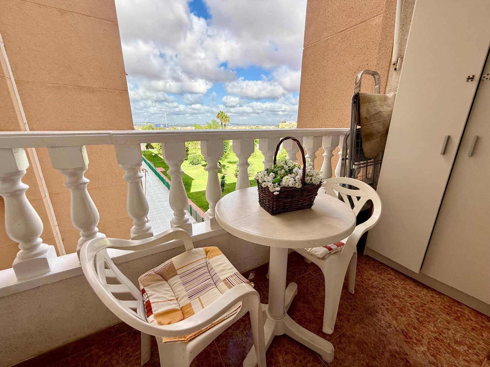2 sypialnia Apartament na sprzedaż w Torrevieja z basenem - 146 900 € (Ref: 10168660)