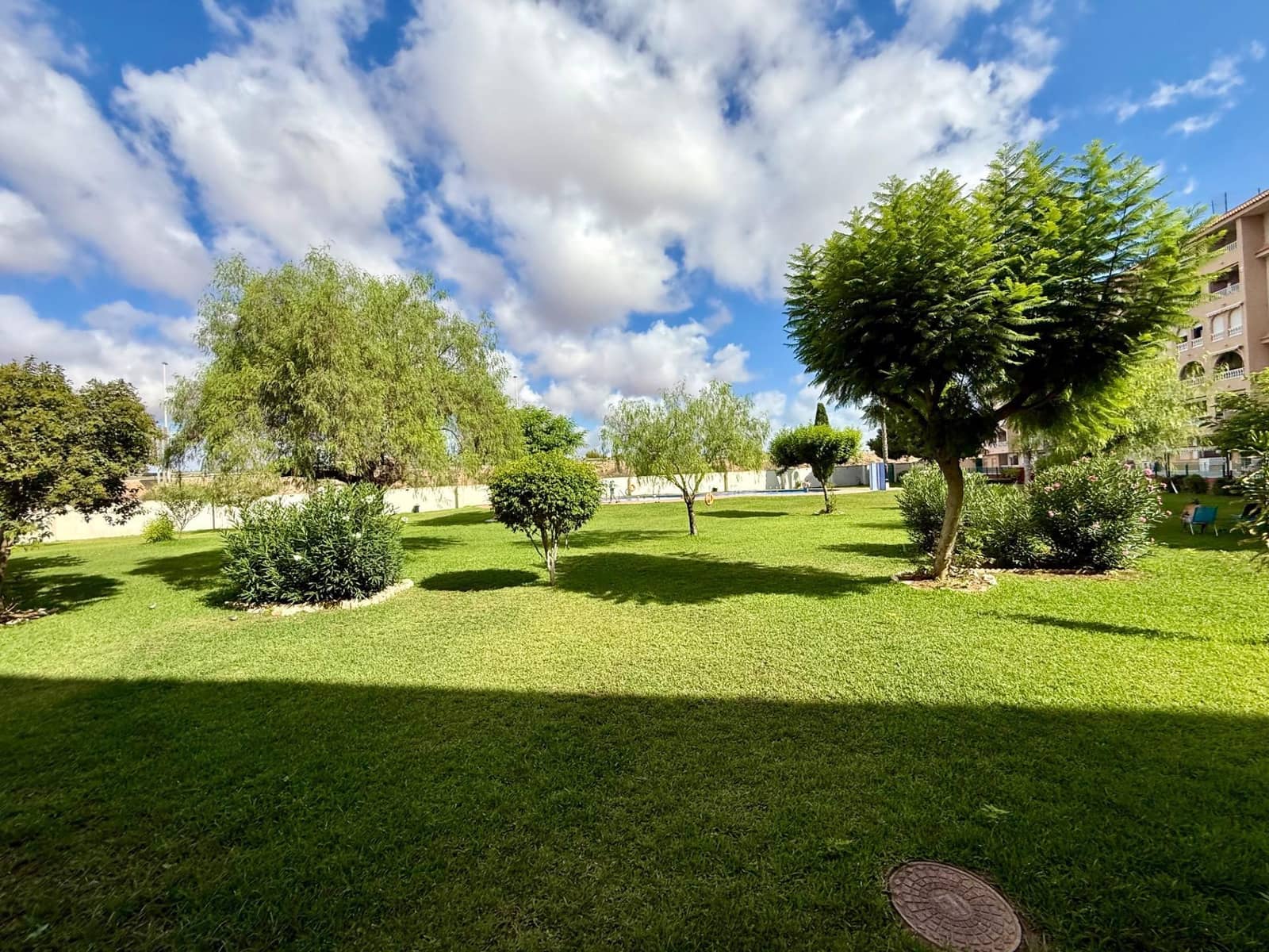 2 sypialnia Apartament na sprzedaż w Torrevieja z basenem - 146 900 € (Ref: 10168660)