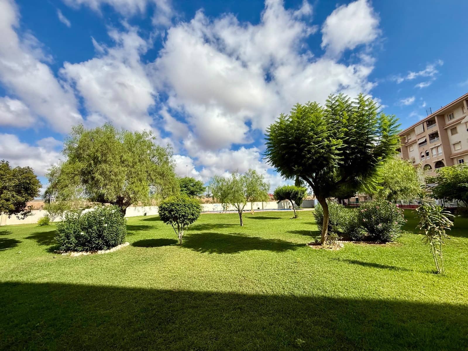 2 sypialnia Apartament na sprzedaż w Torrevieja z basenem - 146 900 € (Ref: 10168660)
