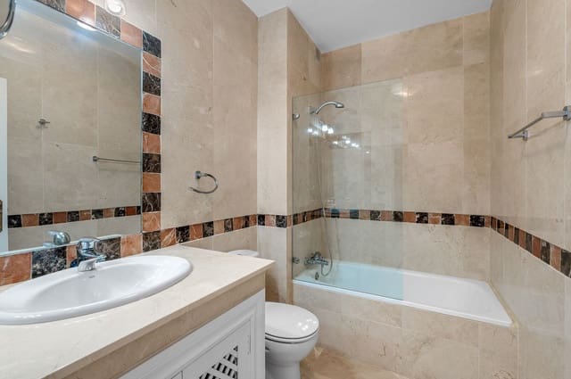3 soverom Penthouse til salgs i Las Ramblas Golf, Orihuela med svømmebasseng garasje - € 249 900 (Ref: 10171908)