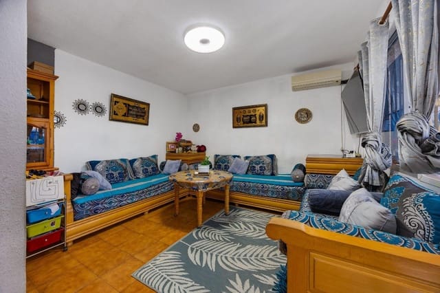 2 quarto Moradia em Banda para venda em Nueva Torrevieja, Torrevieja - 174 969 € (Ref: 10171913)