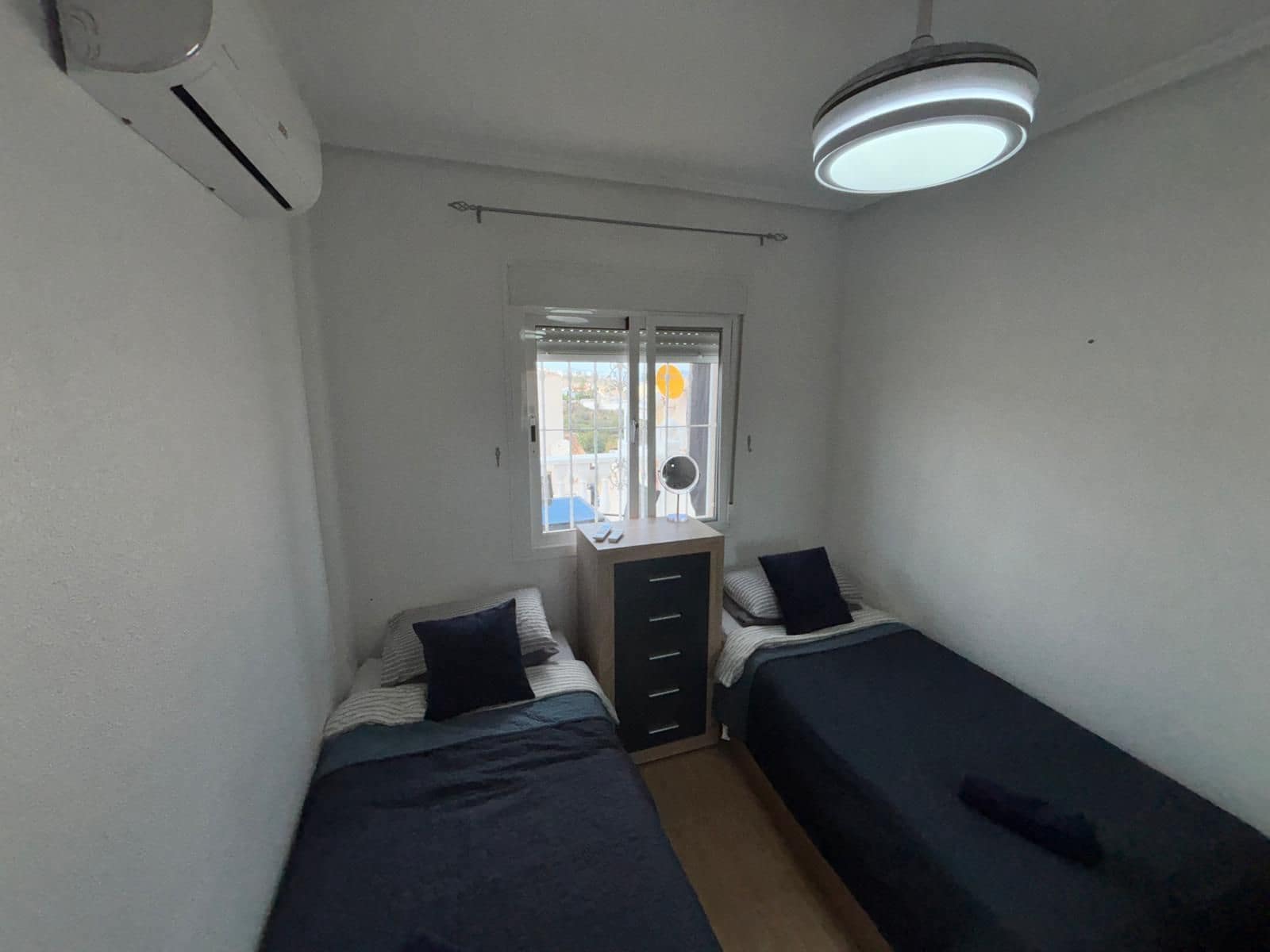3 soverom Kjedet enebolig til salgs i Ciudad Quesada med svømmebasseng - € 235 000 (Ref: 10171914)