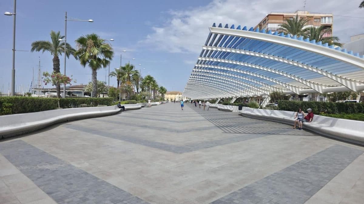 3 soveværelse Lejlighed til salg i Torrevieja - € 175.000 (Ref: 10174670)