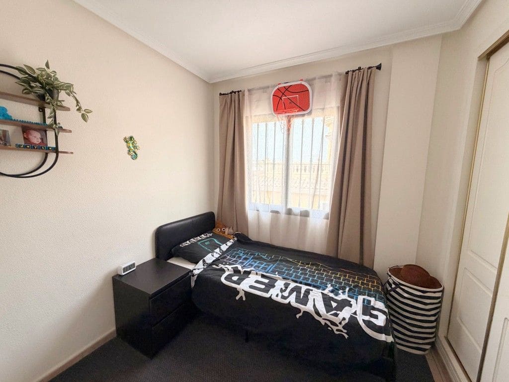 Chalet de 4 habitaciones en Algorfa en venta con piscina - 349.000 € (Ref: 10174676)