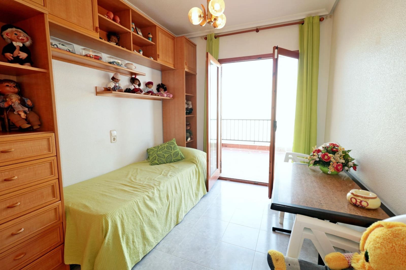 Ático de 3 habitaciones en Torrevieja en venta con piscina - 179.000 € (Ref: 10174679)