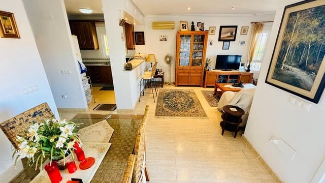 Chalet de 3 habitaciones en Los Montesinos en venta con garaje - 255.000 € (Ref: 10174681)
