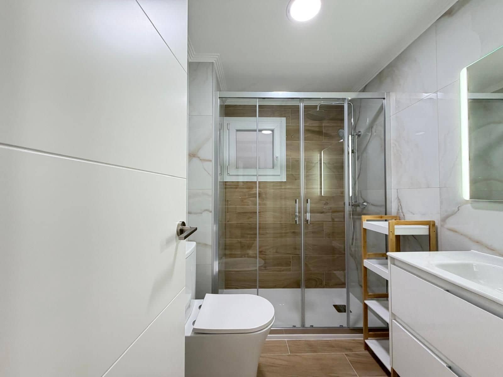 2 soveværelse Lejlighed til salg i Torrevieja med swimmingpool - € 169.900 (Ref: 10174686)