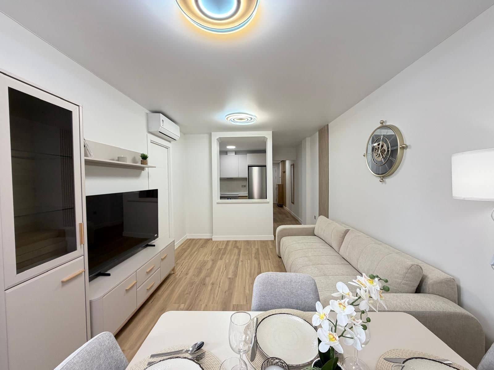 2 soveværelse Lejlighed til salg i Torrevieja med swimmingpool - € 169.900 (Ref: 10174686)