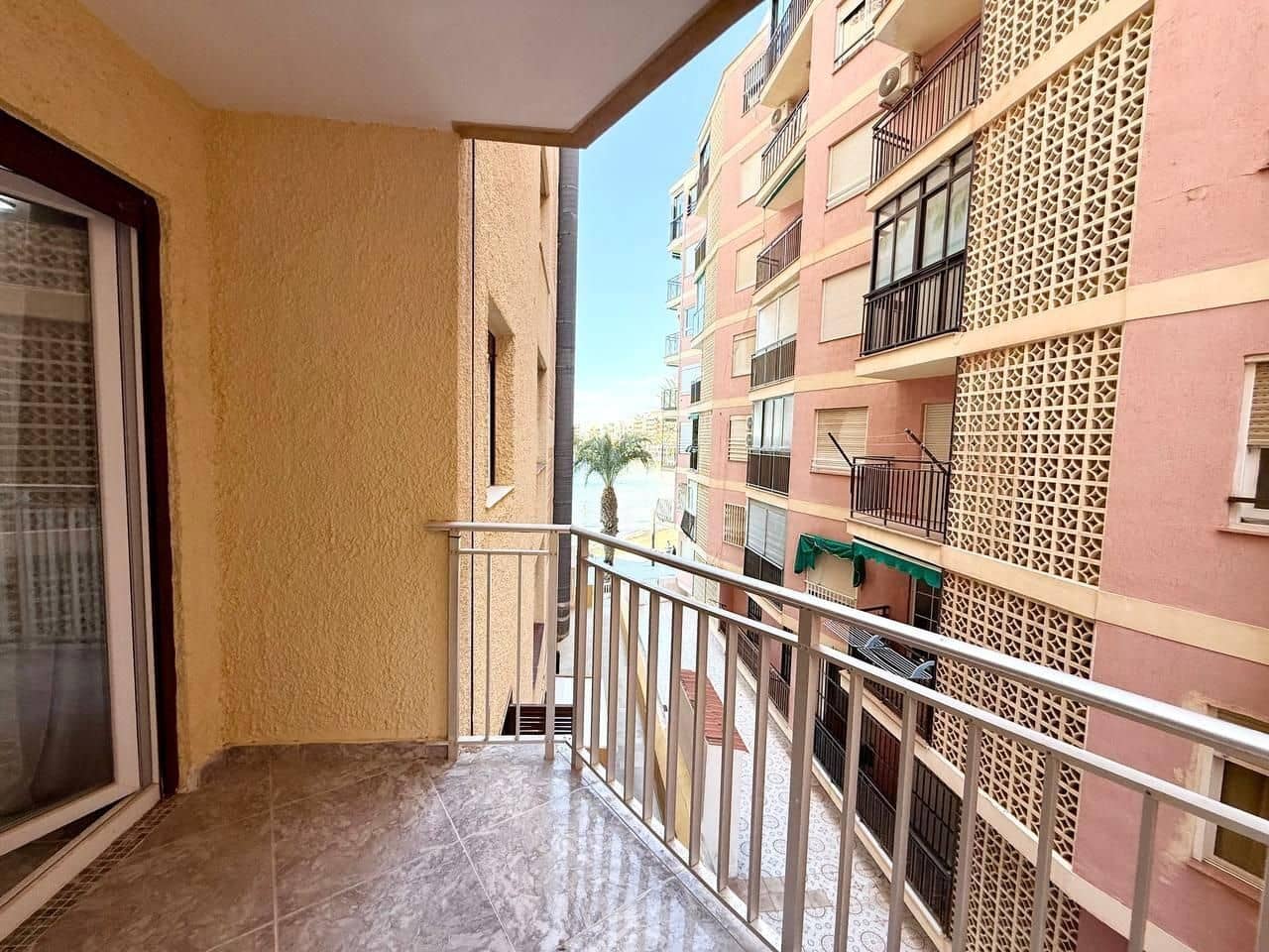 2 soveværelse Lejlighed til salg i Torrevieja - € 249.000 (Ref: 10175248)
