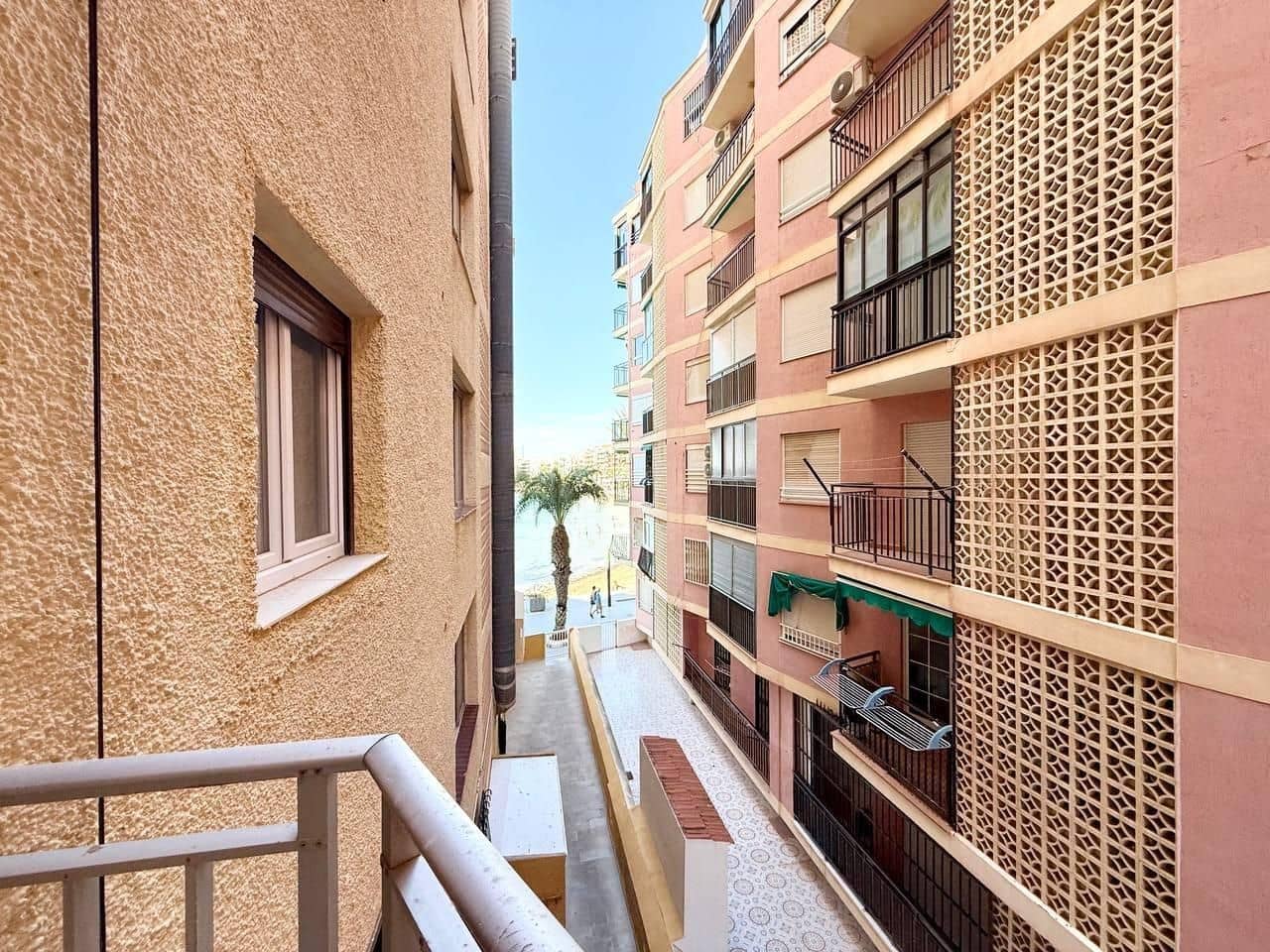 2 soveværelse Lejlighed til salg i Torrevieja - € 249.000 (Ref: 10175248)